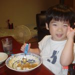 カレーお代わり中
